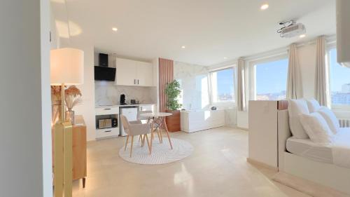 Saint-Roch - Badouillere - Chavanelle Apartment | PS5, Cinéma & Jacuzzi - Skyline Luxe