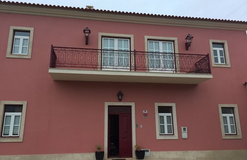 Batalha Cottage | Holidays | Nights - Grandparents' House. Organize a family or friends reunion!