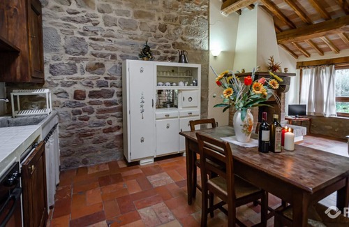 Bivio Lugnano Apartment | PTU La Fattoria Farmhouse - APT La Rondine