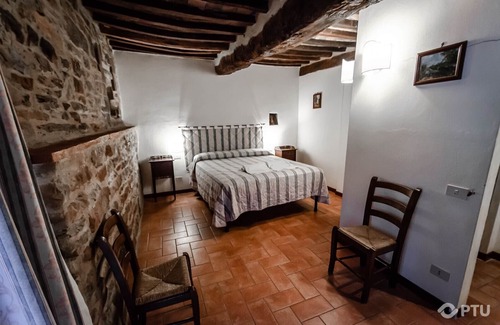 Bivio Lugnano Apartment | PTU La Fattoria Farmhouse - APT La Rocca