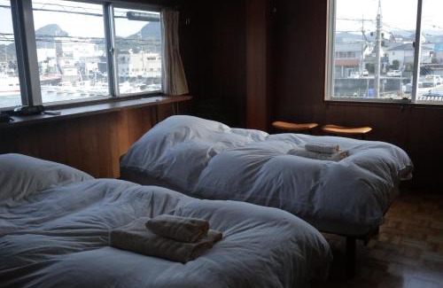 Matsuyama Bed & Breakfast | Public House はま