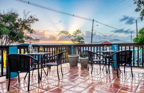 Esperanza Bed & Breakfast | Puertas