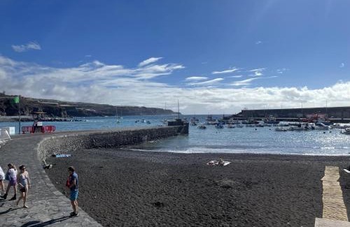 Playa San Juan Apartment | Puesta de Sol Rentals 2BJ