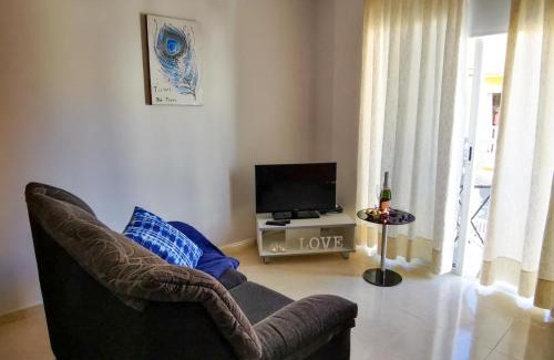 Playa San Juan Apartment | Puesta de Sol Rentals 3CR