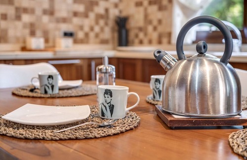 Puig de Ros Ski Chalet | Puig de Ros Villa sea view with private pool and garden