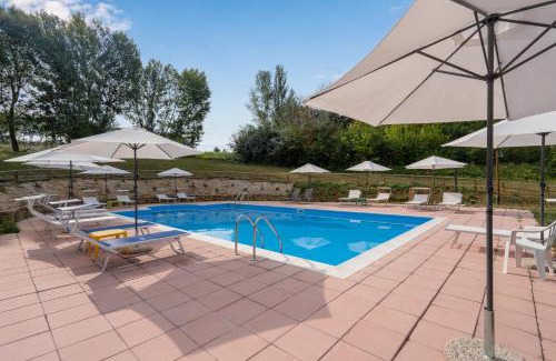 Montone Resort | Pulciano Apartments