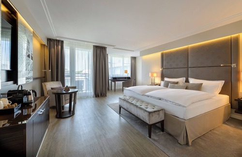 Alte Heide-Hirschau Hotel | Pullman Munich