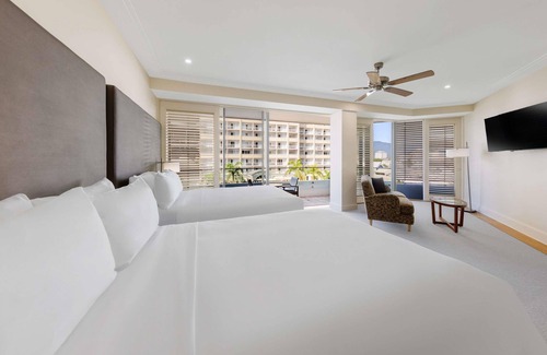 Cairns Central Business District Hotel | Pullman Reef Hotel Casino