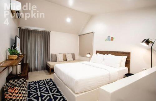 Sam Khok Hotel | Pumpkin Art Town พัมคิน อาร์ต ทาวน์
