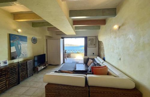 Capo Coda Cavallo Apartment | Punta Est Trilocale Stupenda Vista Mare