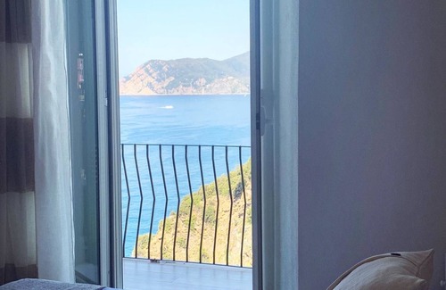 Corniglia House | Punto Zero