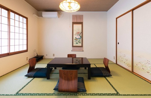 Hakone House | Pure Hot Spring Hakone Villa Easy Access BBQ / Ashigarashimo-gun Kanagawa