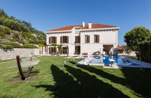 Split Villa | Pure luxury in the center of Split with a beautiful garden and pool
