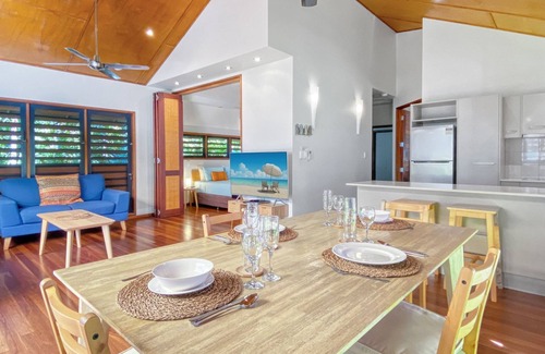 Nelly Bay Villa | Pure Magnetic Villa 4