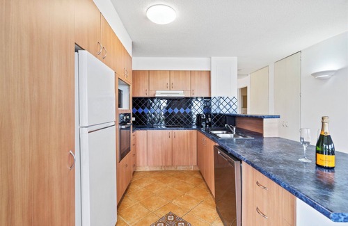 Tweed Heads Apartment | Pure Ocean Views Apartment 9 J The Rocks Currumbin Beach