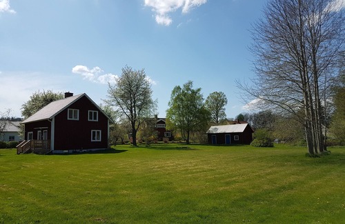 Klavrestrom House | Pure relaxation in the Klavreström vacation home with canoe!