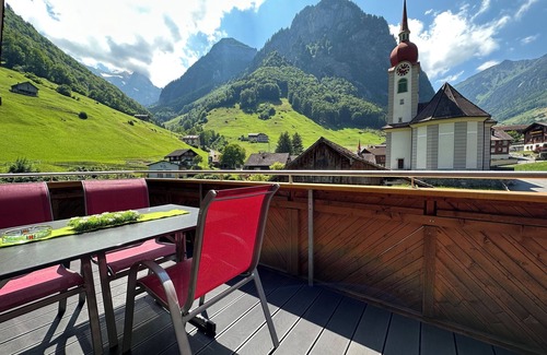Isenthal Condo | Pure relaxation - or would you prefer to be active?
