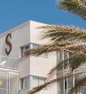 Les Meravelles Apartment | Pure Salt Residences