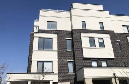 Pickering House | Pure Springs Serenity townhouse w/ rooftop Patio