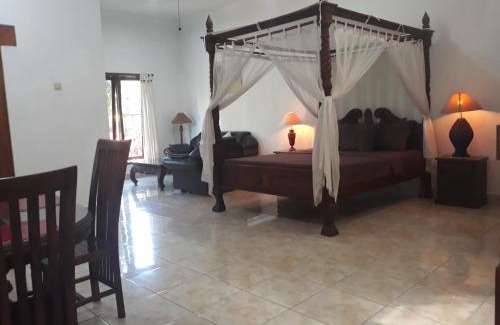 Lovina Hotel | Puri Bali Hotel