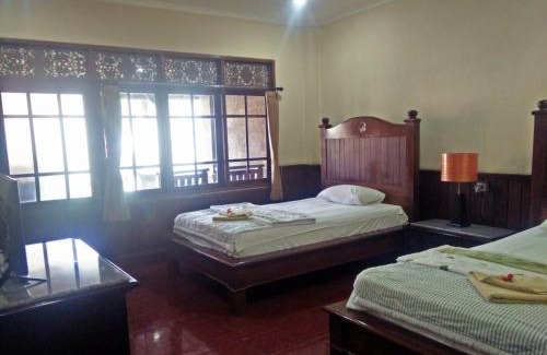 Padangbai Hotel | Puri Rai Hotel