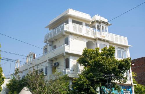 Udaipur District House | Pushpak Boutique Homestay