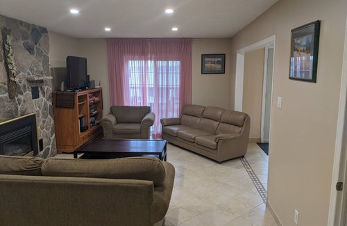 Puslinch House | Puslinch Lake Waterfront