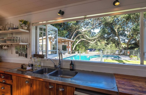 Ostend House | Putiki Bay Retreat Waiheke Island Be My Guest