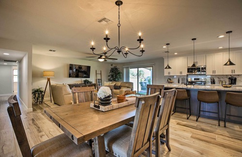 Sun City West House | Putting Green, Community Perks: Sun City West Home