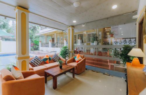 Nagoa Villa | Pvt Pool - Villa Azura Escape - Casa Marialina 8 BR