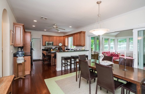 North Haven House | PVT Sag Harbor Beachfront community - Saline Solar Hted Pool, Community Tennis.