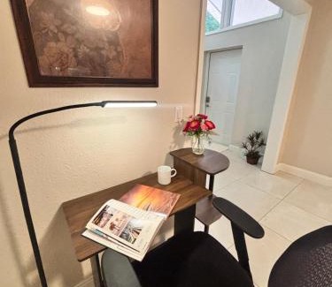 Tampa Apartment | Pyramid Studio + free parking&wifi/5%off