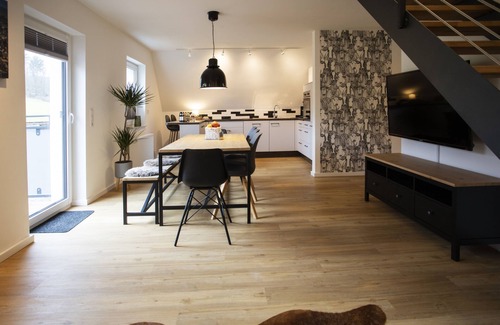 Brilon Apartment | Q-Stall am Poppenberg, Apartment Q6 - newly renovated in a secluded location