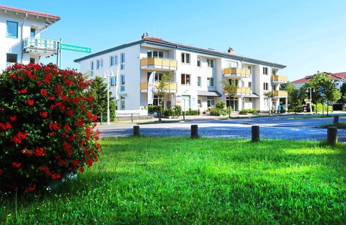 Karlshagen Apartment | Q07 max. 4 pers. and 1 baby 2 bedrooms close to the beach - vacation home Quartier18
