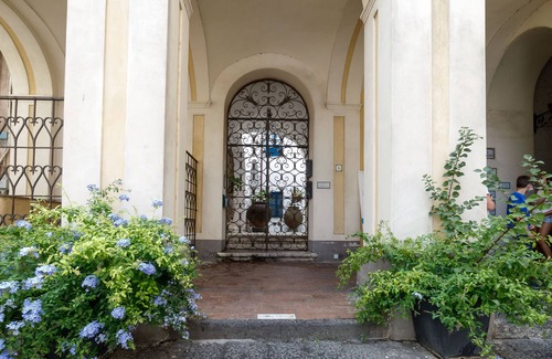 Capri Apartment | Qasar Luxury Suite in Capri's Piazzetta
