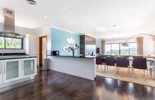 Vila do Bispo Villa | QDF088 - Luxury large villa with private pool, hot tub and see views