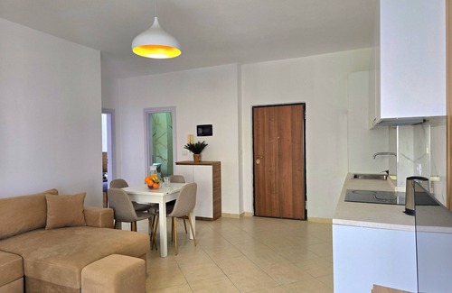 Golem Apartment | Qerret Happy Stay 096