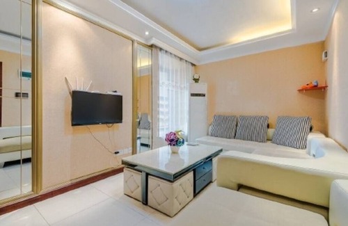 Huangdao Apartment | Qingdao Ryan Apartment with Sea View