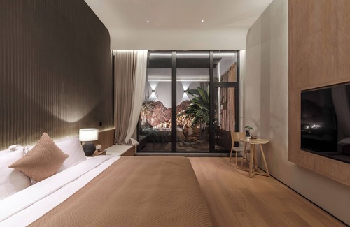 Laoshan Hotel | qingdaowushe yujian haijing jiudian