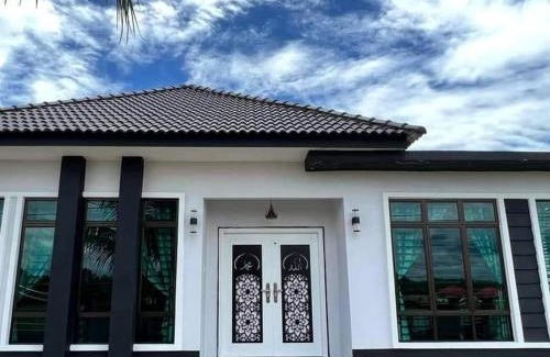 Pasir Mas House | Qs Family Homestay Pasir Mas