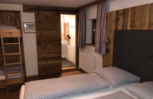 Schliersee Cabin | Quadruple Room - Berggasthof Obere Firstalm