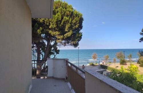 Pineto Bed & Breakfast | Quadruple room in Pineto - Just a few meters from the sea