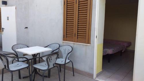 Pineto Bed & Breakfast | Quadruple room in Pineto - Just a few meters from the sea