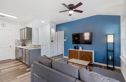 Round Rock Apartment | Quaint 2BD2B Condo* Fully Furnished*Amazing Patio*