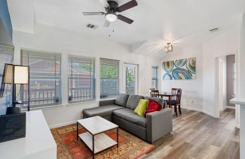 Round Rock Apartment | Quaint 2BD2B Condo* Fully Furnished*Amazing Patio*