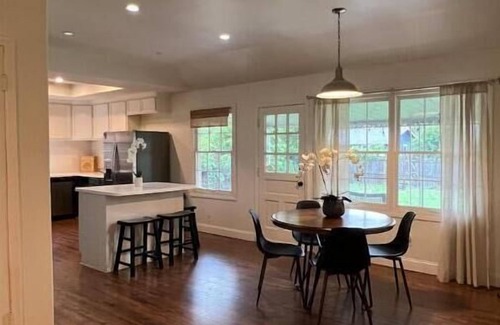 Central Oklahoma City House | Quaint 3 Bed in Safe Area near Lake Hefner 0 Fees