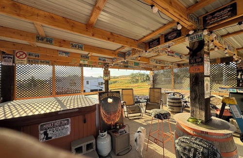 Rapid Valley House | Quaint 3-bedroom mobile home with AC in Box Elder for the Sturgis Rally