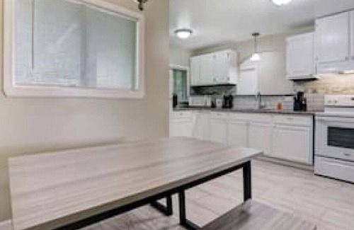 La Marque House | Quaint and Cozy 3 bedroom home La Marque/Gavelston