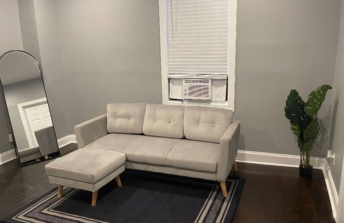 Ampere Apartment | Quaint and Relaxing Rooms
