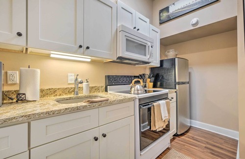 Georgetown Apartment | Quaint Apartment in Historic Georgetown!